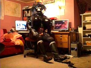 HardCoreFetishRoxina100109