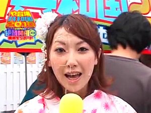 Bukkake Cumshots På Fin Japansk Sötnos Och Galna Grupper