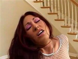 Tiffany Mynx - Црвенокоса маћеха коју бих волео да јебем воли анал,