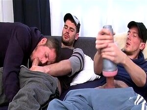 gay men eating cum in the cradle position