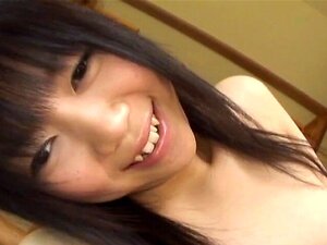 TODO O JAPONÊS PASS - A Gostosa Empinada Minami Asaka E Sua Bucetinha Raspada. A Doce E Inocente Minami Asaka Está Prestes A Te Chocar Com Seus Desejos Mais Baixos. Ela Sabe O Que Quer E Isso é Sexo. Como O Namorado Está Ocupado, Ela Se Importa Com Seus