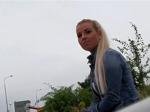 Niegrzeczna Kowbojka Zadowalająca. Urocza Kochana Jeździ Na Grubym Kutasie Jak Profesjonalistka