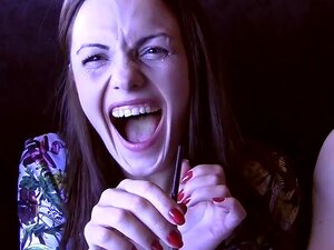 Σούπερ καυτό δημόσιο πορνό βίντεο με άπιστη σύζυγο σκηνή 3