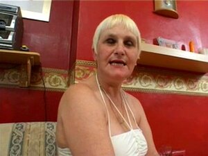 Omar Fode Uma Vovó Gozando.elN