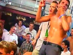 Gratis Gay Cutie Verse Porno Films En Hete Twink In Kleine Rokken U