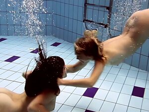 Lesbian Pool porn videos at Xecce.com