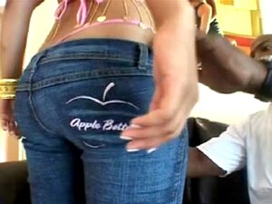 Otkrijte Neodoljivu Privlačnost Queen Of ASS SHOTS I Prepustite Se Uzbudljivom Doživljaju. Pripremite Se Za Neodoljive Obline Koje će Probuditi Sve Vaše želje. Zadovoljstvo Zagarantovano!