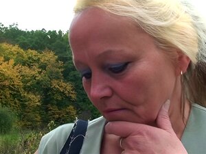 Koe Kiellettyjen Nautintojen Maailma Kokeneen Lumoajan Ja Hänen Koskemattomien Salaisuuksiensa Kanssa. Upoudu Kypsän Kiusauksen Maailmaan Ja Tutki Tuntemattomia Halujasi.