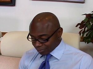 MILF Kendra Secrets Potrzebuje Dużego Czarnego Kutasa