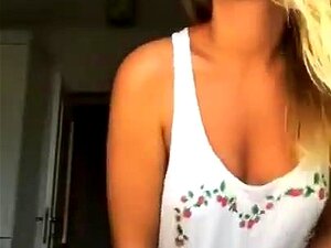 Alexandra Stan Nudes - Porno @ TeatroPorno.com