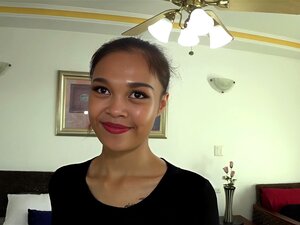 Indulge In The Ultimate Desire Of An Amateur Thai Beauty With Big Tits And A Petite Frame. Watch As She Satisfies Her Foreign Lover's Cravings With A Mind-blowing Blowjob And A Hot Creampie. Experience The Intensity In 1080p!