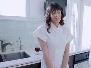 Vera King älskar Sina Styvsöners Stora Kuk I Sin Tajta Fitta