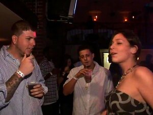 SpringBreakLife Video: Więcej Friday Night Party