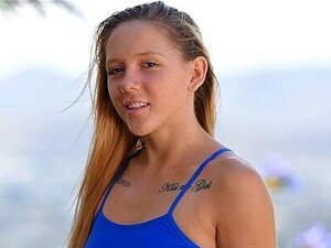 BLACK4K Työkaveri Työntää BBC:nsä Syvälle Hänen Kinkyynsä