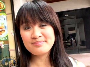 Kiwi Ling Uwielbia Obrzydliwego Czarnego Kutasa Od Dawna!