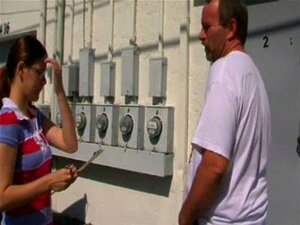 Η Τζάνετ κάνει μαλακία