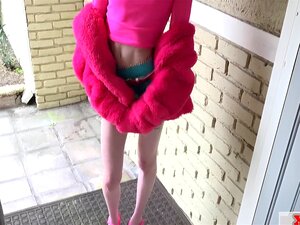 Pulld Laiha Typy Alusvaatteita Imee Kulli Ja Syväkurkku Ennen Kuin Saa Tussu Pantu Takaapäin