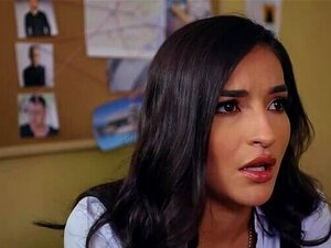 Vina Sky Pikt Kerel Op In Bar Met Ease Versterker Tieten