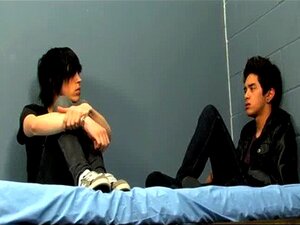 Twink Video Tyler Bolt En Jason Alcok Zitten Samen In De Gevangenis. Beide