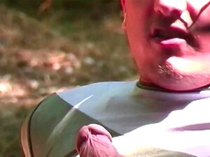 GOLDWINPASS - прва бициклистичка тура са 71 годишњом баком. Екстремно ружна длакава опуштена сиса 71-годишња бака добија грубо јебање великим курцем од свог пасторка на својој првој бициклистичкој тури