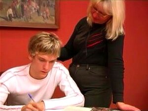 Old Teacher With Thick Butt & Saggy Boobs Drilled On The Table