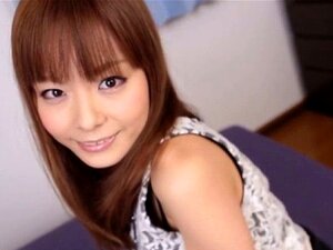 Wielkie Cycki Azjatek Bawią Się Posłusznie