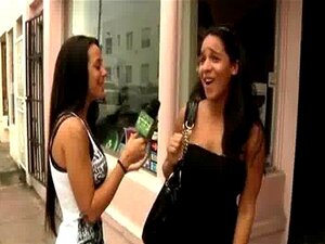 Μια σέξι άγρια γκόμενα πληρώνεται για να γαμηθεί 17
