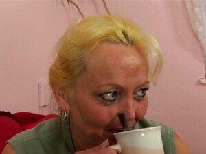 Јебао сам стару ласцивну старицу