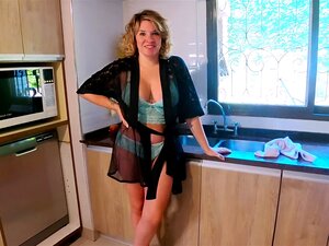 Moja Maćeha Mi Je Pomogla Da Se Sperma U Magarca Kad Sam Pogrešno Uzeo Viagru