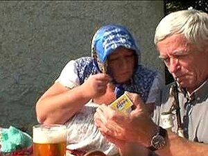 Outdoor-Trinken Und Dreier