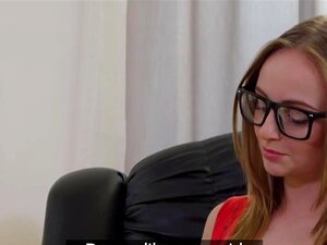 Dane Jones Sexy Journo Se Traga La Polla De Una Estrella Porno Monta En Posición De Vaquera