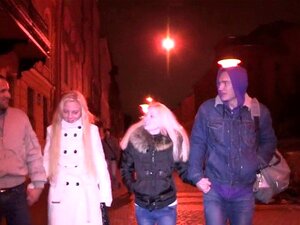 Niesamowita Grupowa Jebanie. Ta Grupowa Jebanie Jest Po Prostu Niesamowite, A Te Dziwki Są Seksowne