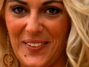 Alluring Chick Gets Her Flexible Butt Hole Fucked Hard