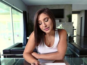 Μια μέρα με την Abella Danger