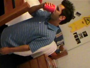 Dickdorm Video: Work Out, N This Latest Submission We Have Something That I Can Relate Very Well. Two Buddies Are Struggling In College, Like Everybody Else With Money, So What To Do But To Submit A Video To Us For Some Cash. Lucky For Them, They Have A Fr