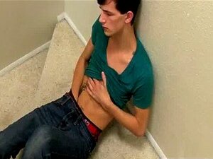 Schwule Twinks Jasper Brauchen Dringend Einen Echten Tiefen Und Steifen Schwanz