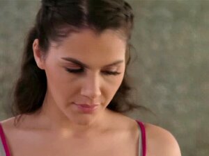 Sexy Avi Gets A Free Hot Sex After Massage By Valentina. Avi Stumbles Into The Massage Parlor Valentina Helps Her Until She Is On The Table Soon They Starts The Massage And Ended In Hot Scissor Sex But First The Ladies Turns Into Sucking Their Wet Pussies 