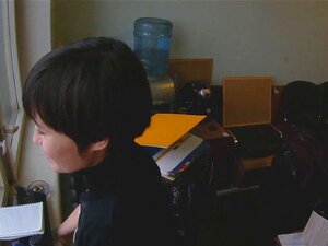 Bästa Affären För En Snabbis. Ann Vill Bara Köpa En Lägenhet, Men När Anonymous Frågar Henne Om Hon Tror På Sex Vid Första ögonkastet Tvekar Hon Inte Länge Och Slutar Med Att Suga Och Rida Hans Stora Kuk Direkt På Kontoret. Nu Ska Han Se Till Att Hon Får 