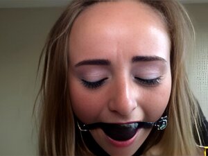 Bdsm-sötnos Får Rövhålet Plöjt