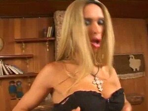 Vidéos porno Shemale Art gratuites sur CulNue.com