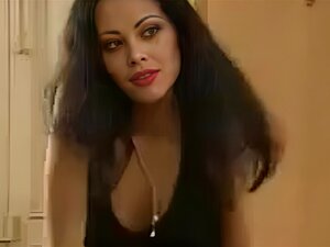 Olivia Del Rio Sihteeri Toimisto Vittu