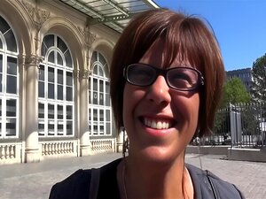 Угодна Старија Францускиња Ужива У Сировом И Несхватљивом Продору У Дупе Са Мушкарцем У Хотелској Соби По Повратку Са КСЛ Путовања (Лади А.)