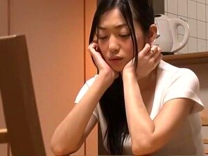 Geile Japanische Tussi Im Unglaublichen Paar, Kleine Titten JAV-Video