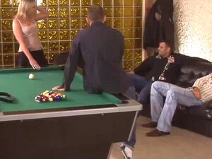 Gangbang Seksspel Cumshot