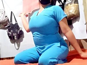 Die Alte Latina-Krankenschwester Glaubt, Sie Hat Noch Zeit, Sinnliche Hausgemachte Pornos Zu Machen