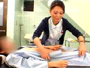Behandeling Heeft Een Verpleegster Gecensureerd Aziatische Cumshots Aziatisch Slikken Japans Chinees