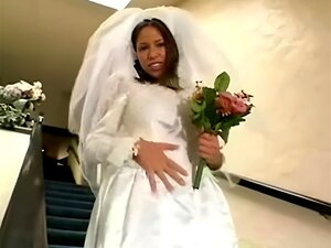 Haar Maagdelijkheid Verliezen Na Haar Bruiloft...F70