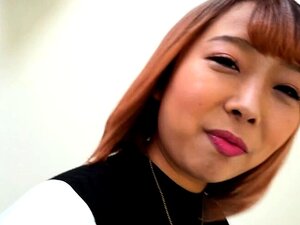 Mollig Meisje Rio Is Terug En Draagt Een Sexy Cosplay. Ze Neemt