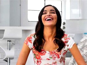 МИВЕРИПРВИ ПУТ Прва секс сцена и свршавање по лицу за прелепу Емили Вилис