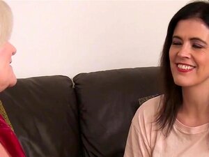 OLDNANNY 2 Ladies Figured Out They Are Lesbian Babes On Voyage